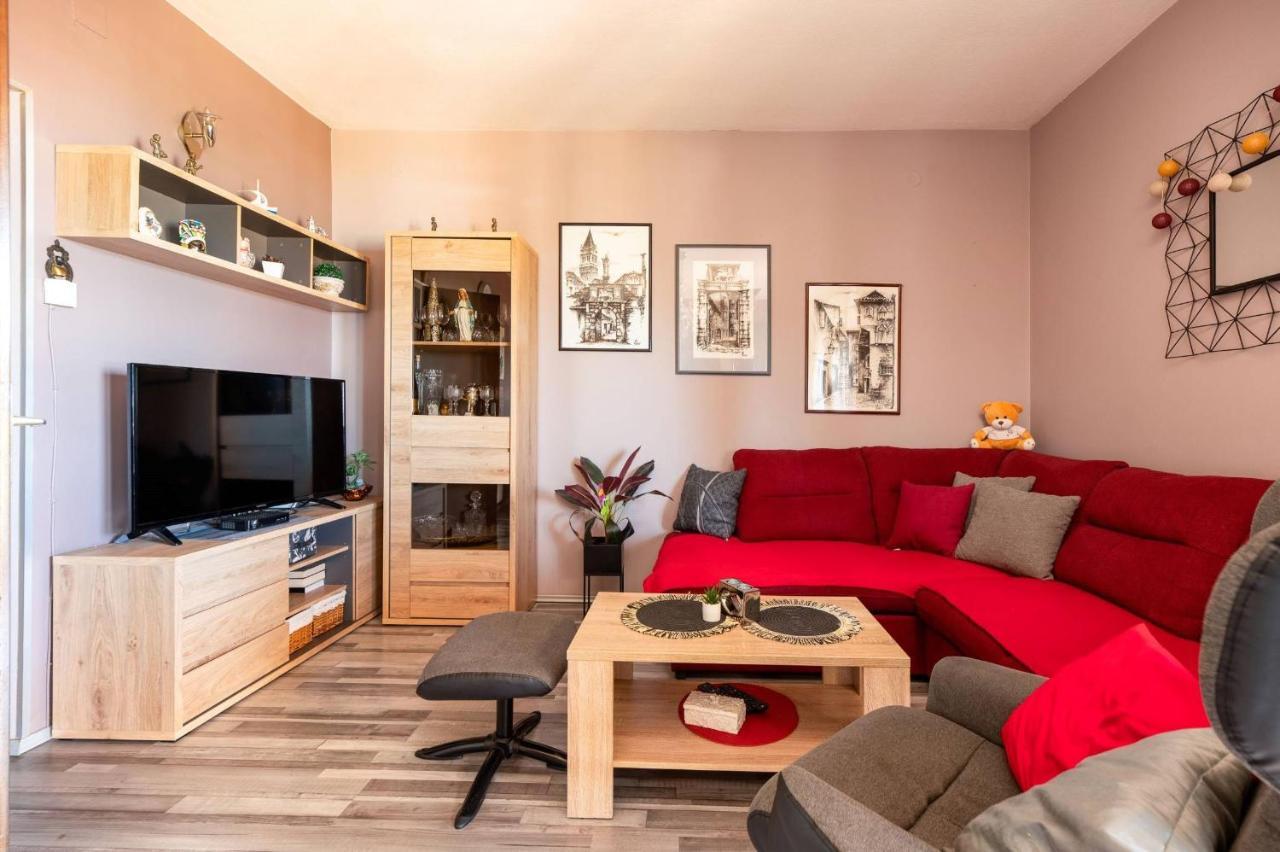 Apartment Lotus 特罗吉尔 外观 照片